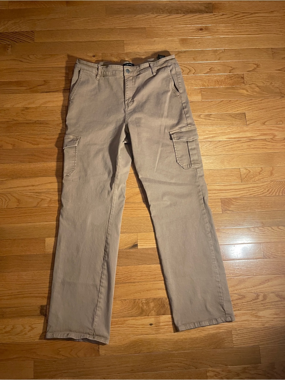 Well Worn Women's Boot Cut‎ Cargo Pants in Beige